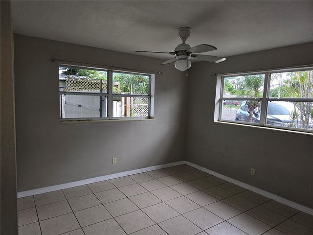 2913 MCINTOSH ROAD, Sarasota, FL 34232