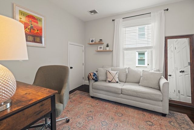 10 Ashmont Ct 1, Boston, MA 02122