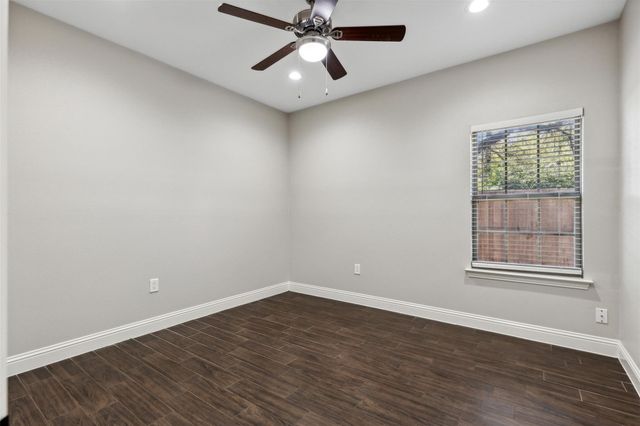 4662 Barbara Road, River Oaks, TX 76114