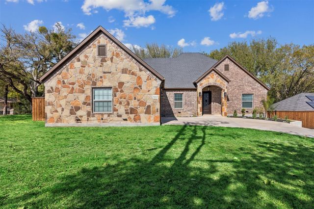 4662 Barbara Road, River Oaks, TX 76114