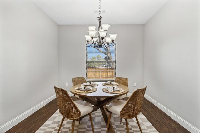 4662 Barbara Road, River Oaks, TX 76114