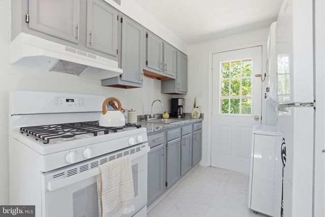 306 BAIRD AVE, Mount Ephraim, NJ 08059