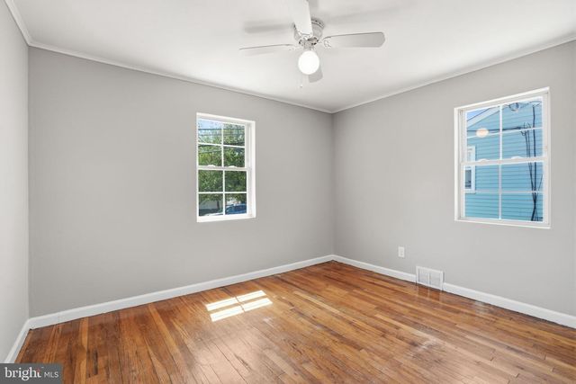 306 BAIRD AVE, Mount Ephraim, NJ 08059