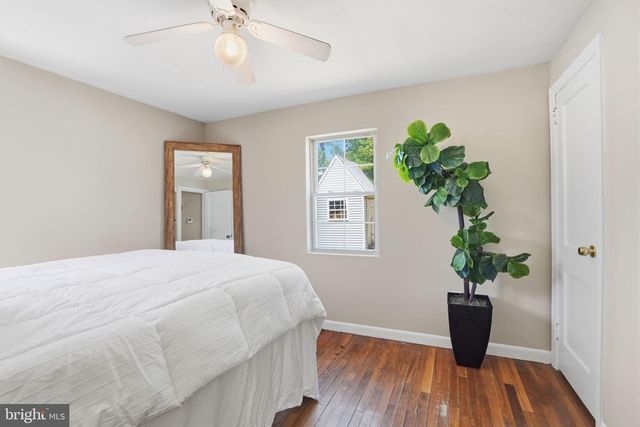 306 BAIRD AVE, Mount Ephraim, NJ 08059