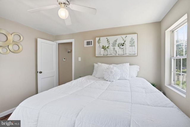 306 BAIRD AVE, Mount Ephraim, NJ 08059