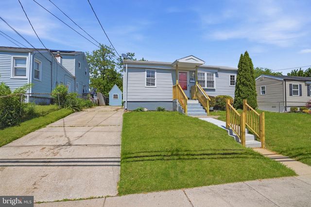 306 BAIRD AVE, Mount Ephraim, NJ 08059