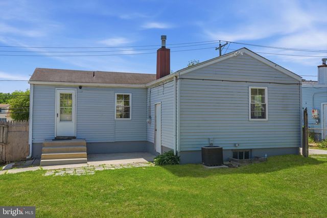 306 BAIRD AVE, Mount Ephraim, NJ 08059
