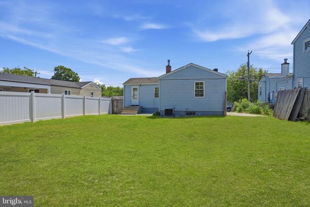 306 BAIRD AVE, Mount Ephraim, NJ 08059