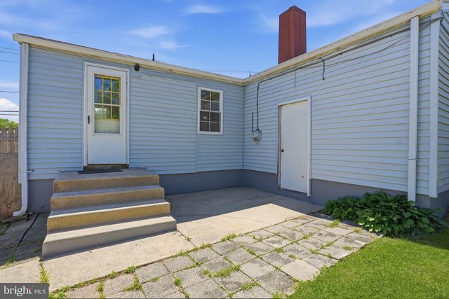 306 BAIRD AVE, Mount Ephraim, NJ 08059