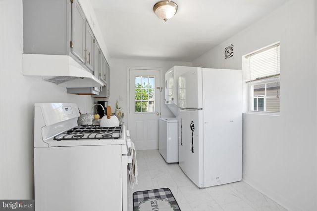 306 BAIRD AVE, Mount Ephraim, NJ 08059