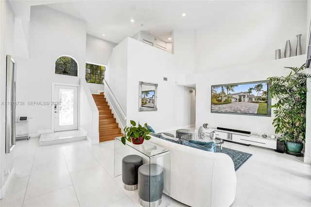 1078 Laguna Springs Dr, Weston, FL 33326