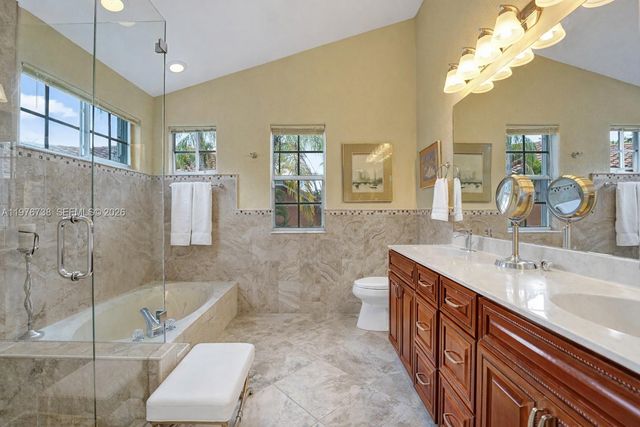 1078 Laguna Springs Dr, Weston, FL 33326