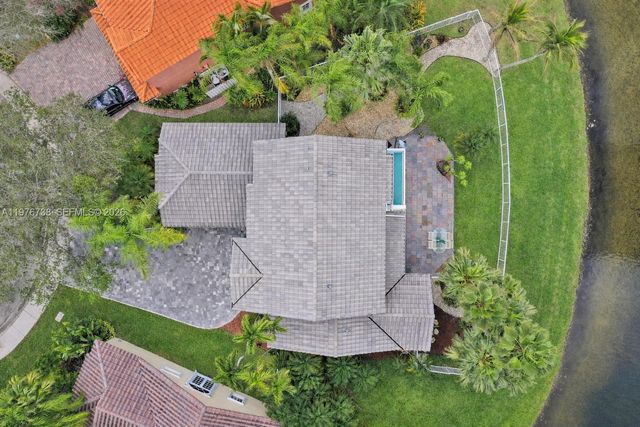 1078 Laguna Springs Dr, Weston, FL 33326