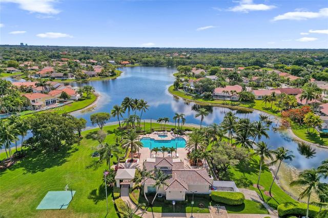 1078 Laguna Springs Dr, Weston, FL 33326