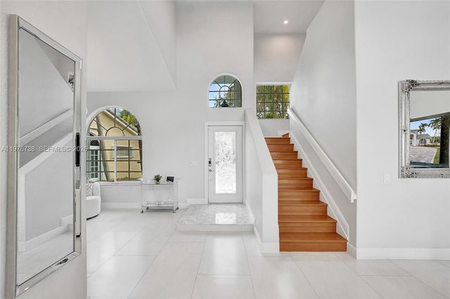 1078 Laguna Springs Dr, Weston, FL 33326