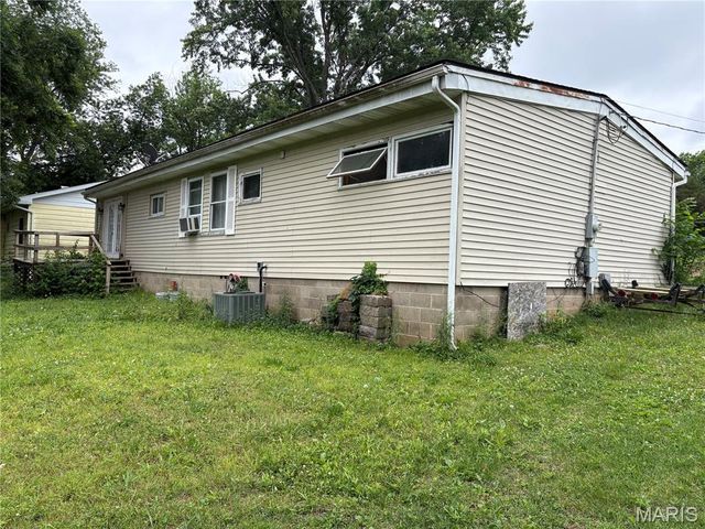 4305 Park Drive, De Soto, MO 63020