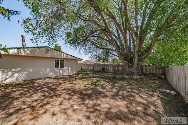 750 NE Bonneville Drive, Idaho Falls, ID 83401