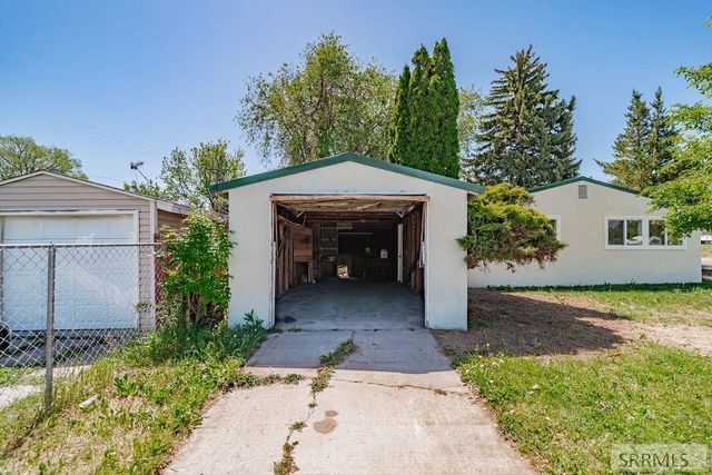 750 NE Bonneville Drive, Idaho Falls, ID 83401