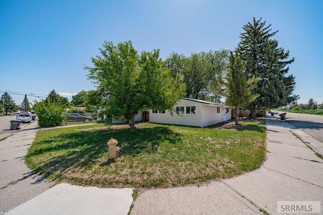 750 NE Bonneville Drive, Idaho Falls, ID 83401