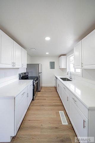 750 NE Bonneville Drive, Idaho Falls, ID 83401