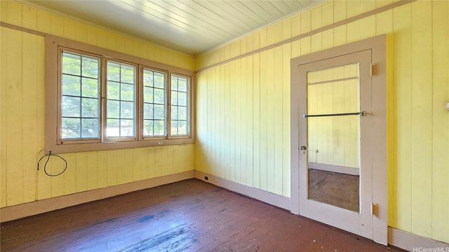 1727 Nuuanu Avenue, Honolulu, HI 96817