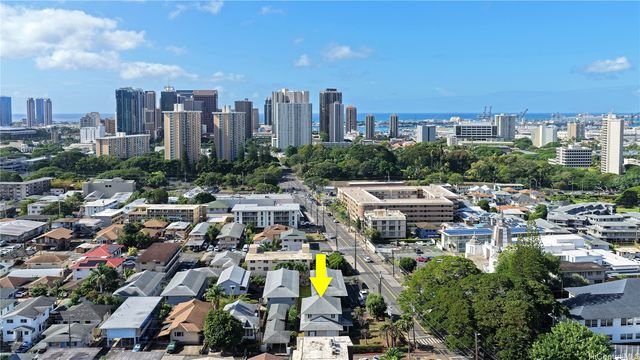 1727 Nuuanu Avenue, Honolulu, HI 96817