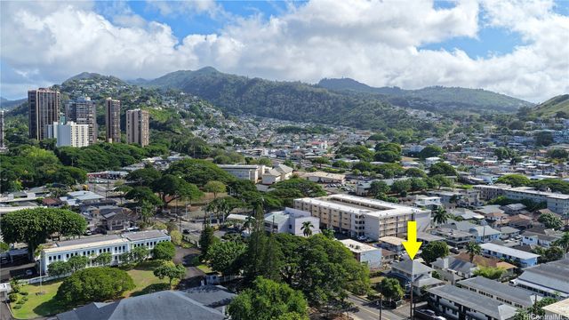 1727 Nuuanu Avenue, Honolulu, HI 96817