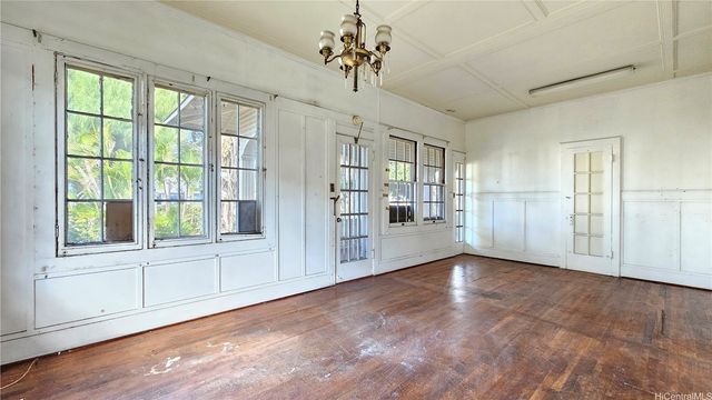 1727 Nuuanu Avenue, Honolulu, HI 96817