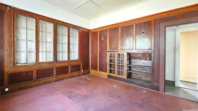 1727 Nuuanu Avenue, Honolulu, HI 96817