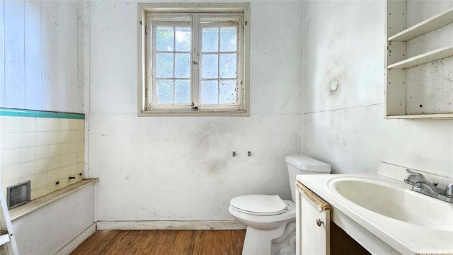 1727 Nuuanu Avenue, Honolulu, HI 96817