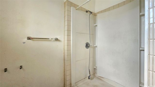 1727 Nuuanu Avenue, Honolulu, HI 96817