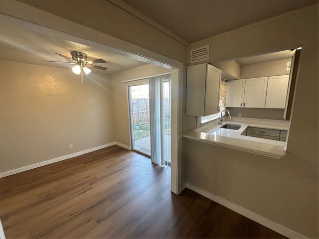 2626 Nina, Grand Prairie, TX 75052