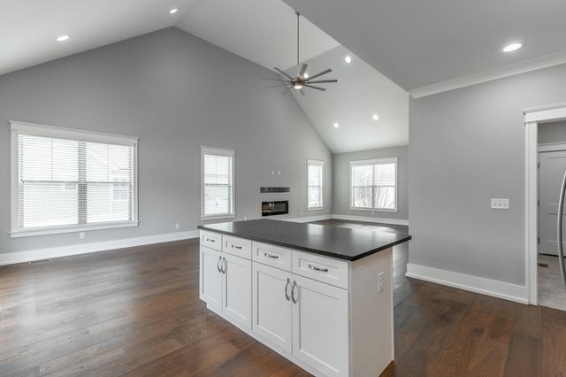 6870 Carnell Way, Chattanooga, TN 37421