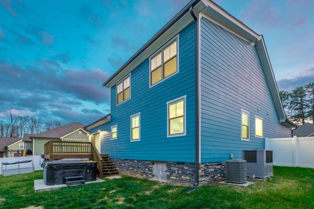 6870 Carnell Way, Chattanooga, TN 37421