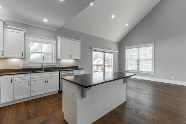 6870 Carnell Way, Chattanooga, TN 37421