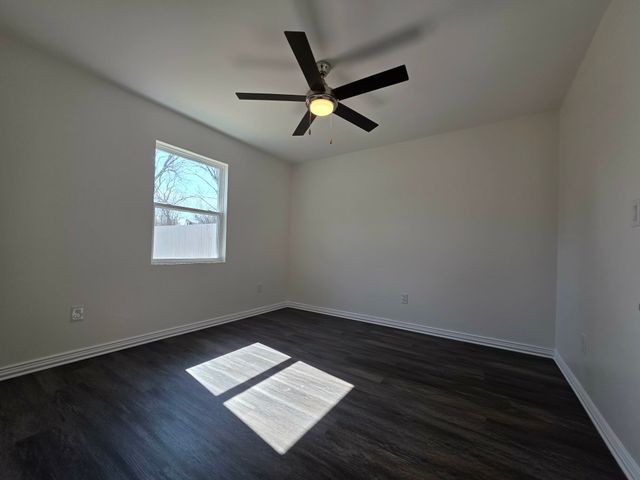 924 E Titus Street, Mexia, TX 76667