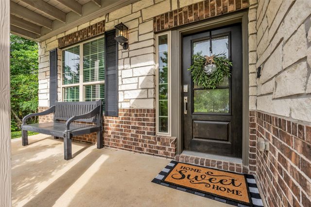 309 Lochvale Peak Court, Montgomery, TX 77316