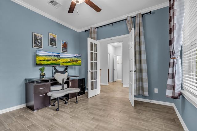 309 Lochvale Peak Court, Montgomery, TX 77316