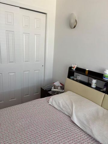 13621 Latimer Place 6G, Flushing, NY 11354