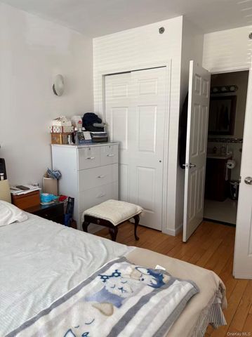 13621 Latimer Place 6G, Flushing, NY 11354