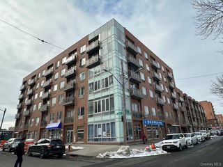 13621 Latimer Place 6G, Flushing, NY 11354