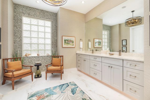 1754 Flagler Manor Circle, West Palm Beach, FL 33411