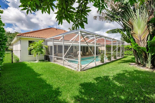 1754 Flagler Manor Circle, West Palm Beach, FL 33411