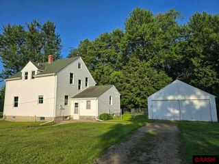 36789 St Hwy 22, St. Peter, MN 56082