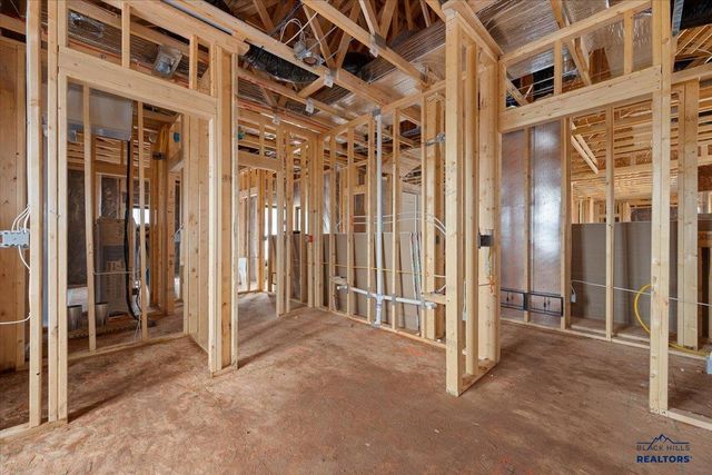 20612 APPLE SPRINGS BLVD, Sturgis, SD 57785