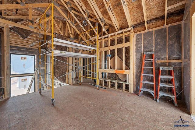 20612 APPLE SPRINGS BLVD, Sturgis, SD 57785