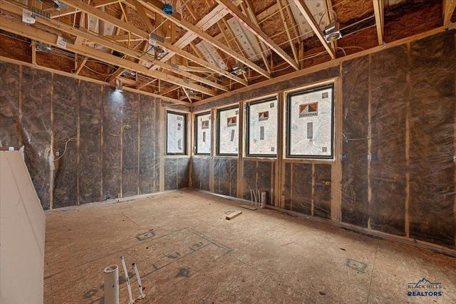 20612 APPLE SPRINGS BLVD, Sturgis, SD 57785
