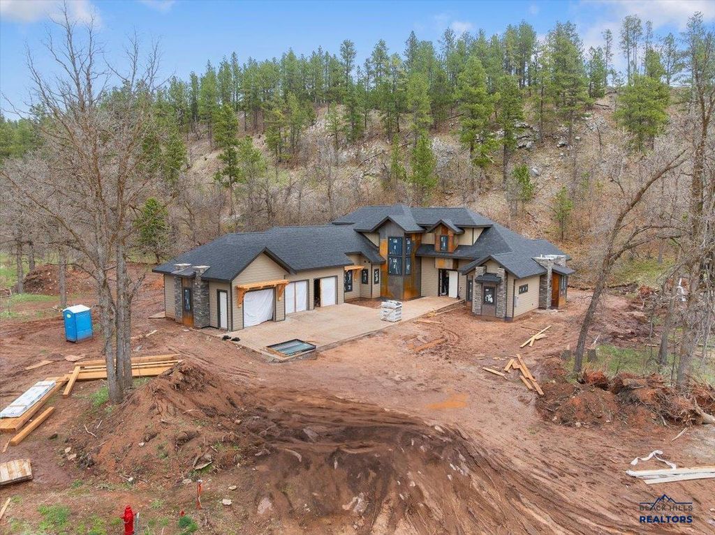 20612 APPLE SPRINGS BLVD, Sturgis, SD 57785
