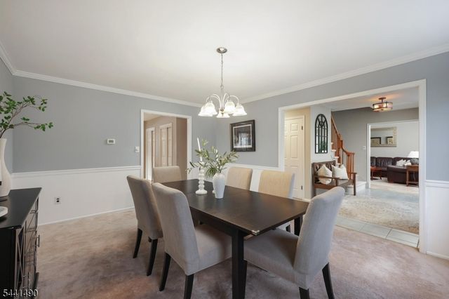 2 Daniel Dr, Hillsborough Twp., NJ 08844