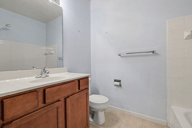 1174 Retriever Way, 110, Florence, KY 41042